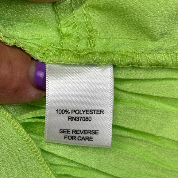 Cato Women's Sleeveless Ruffle V-Neck Top in Green, Size Large -‎ Career Casual - Picture 6 of 8